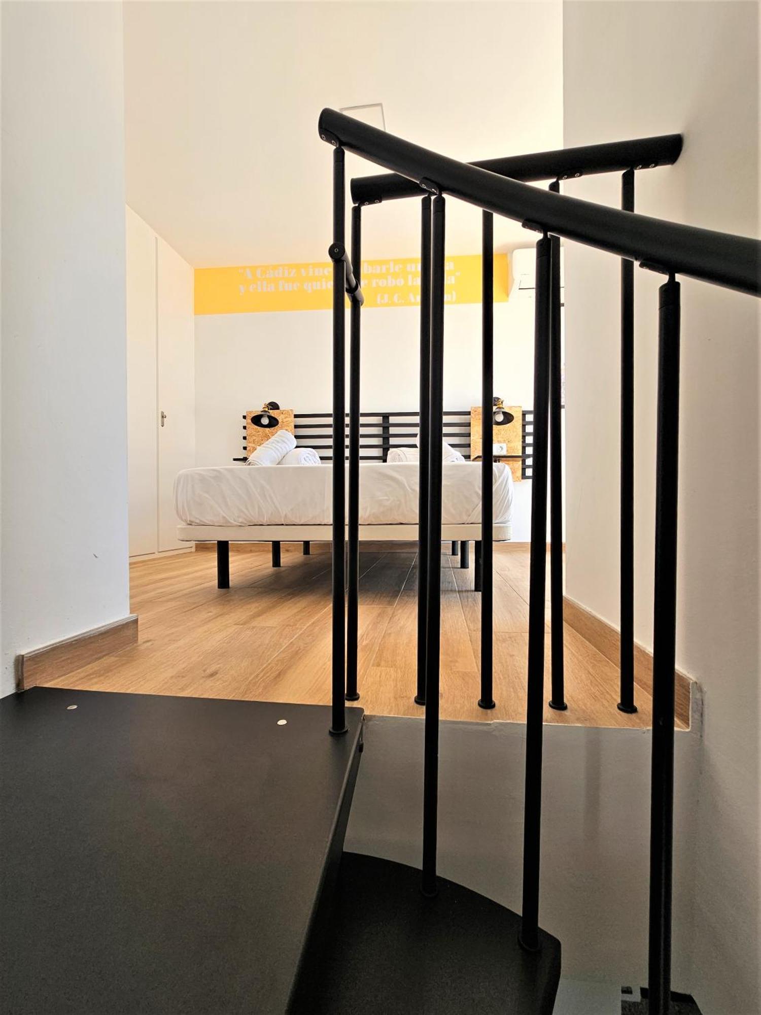 Planeta Cadiz Apartaments Luaran gambar